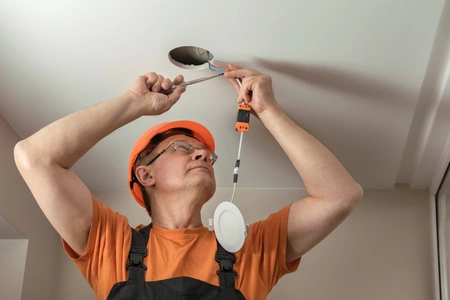 Expert Electrician